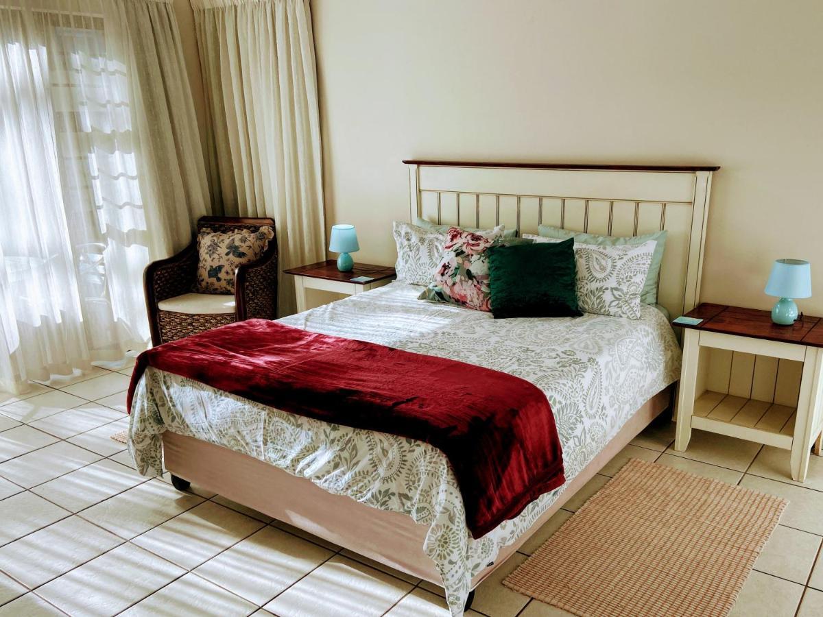 Sheilan House Hotell Port Alfred Exteriör bild