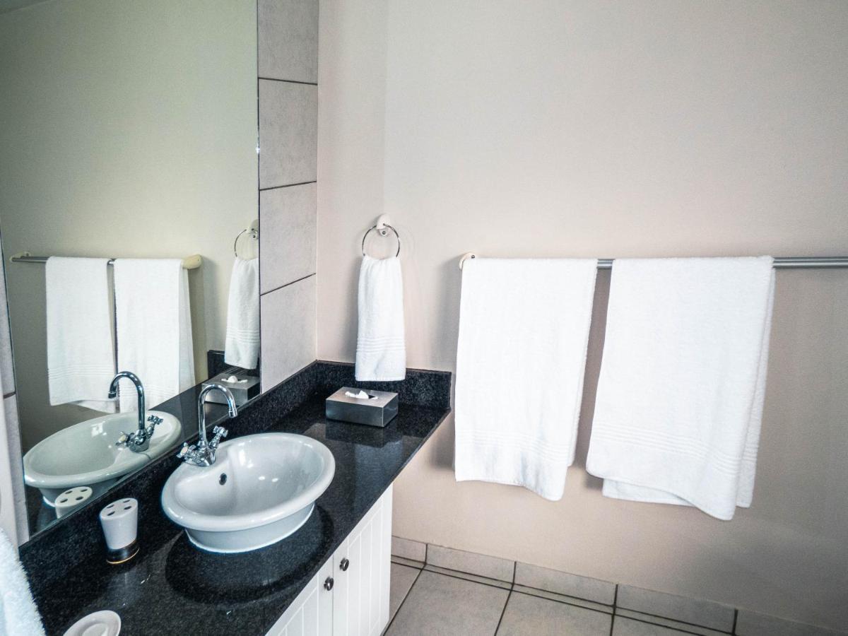 Sheilan House Hotell Port Alfred Exteriör bild