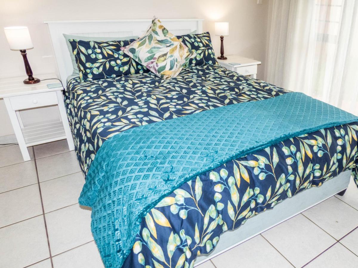 Sheilan House Hotell Port Alfred Exteriör bild
