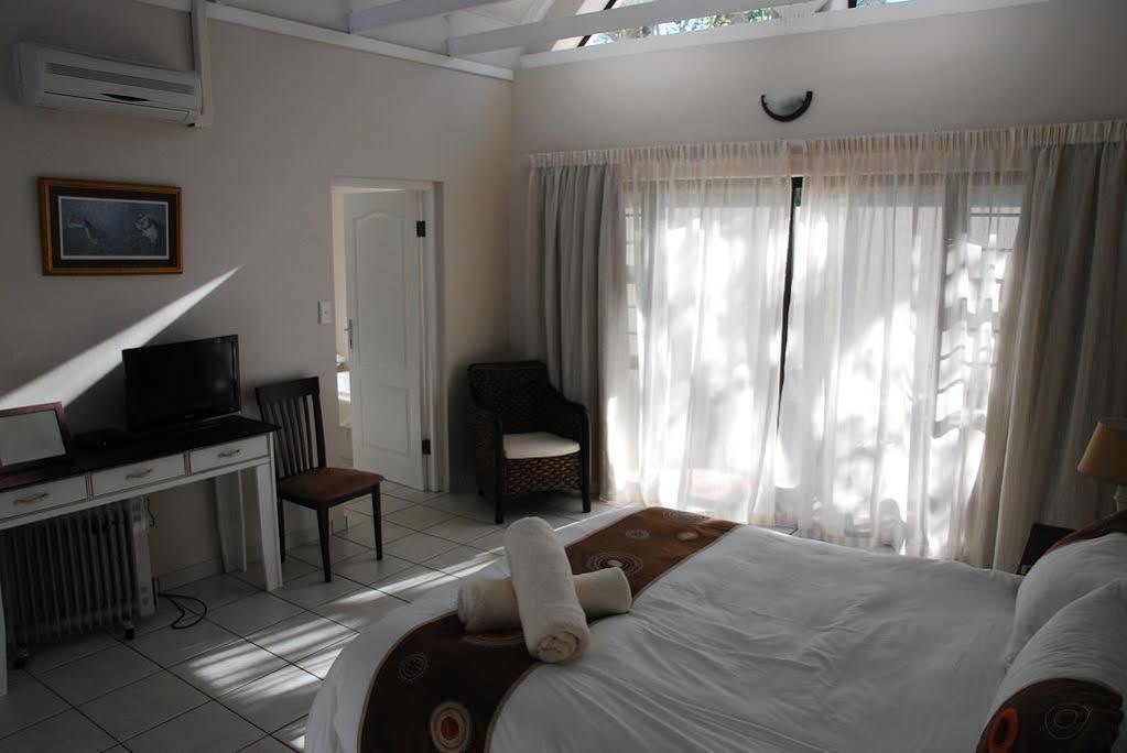 Sheilan House Hotell Port Alfred Exteriör bild