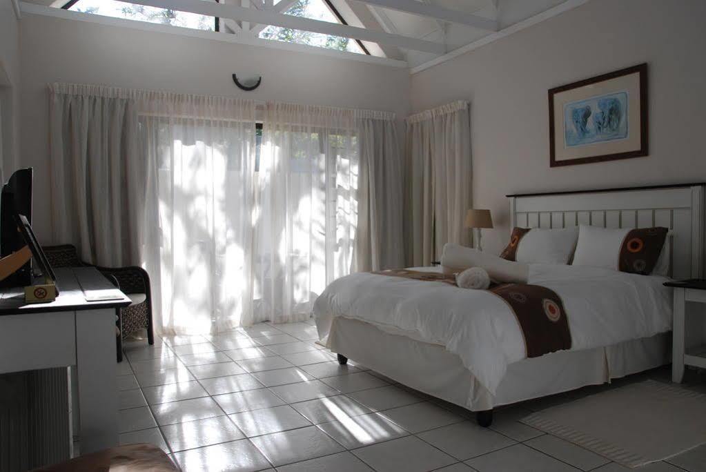 Sheilan House Hotell Port Alfred Exteriör bild